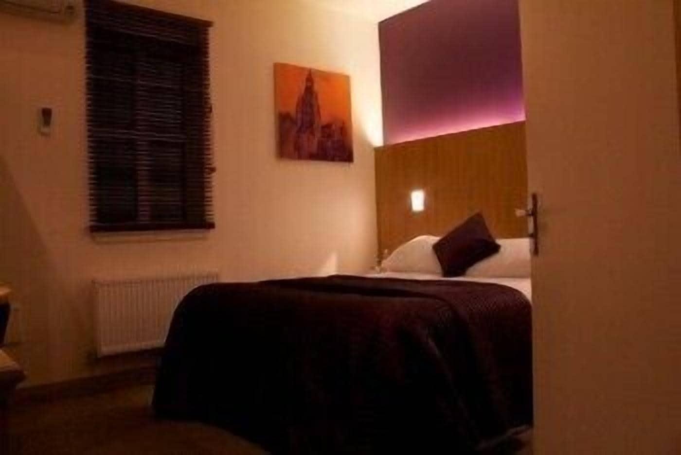 Rooms At 29 Bruce Street Dunfermline Exterior photo